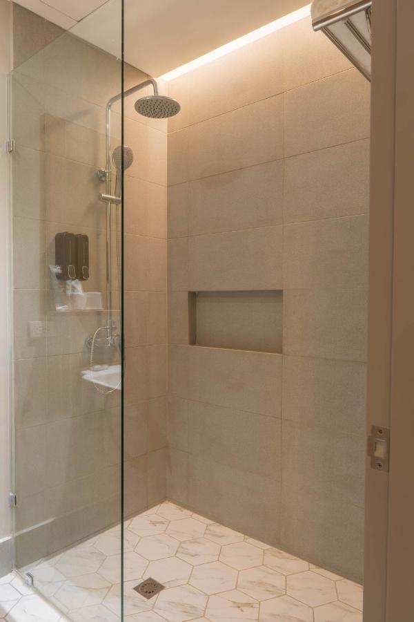 Primeway Suites Себу Экстерьер фото